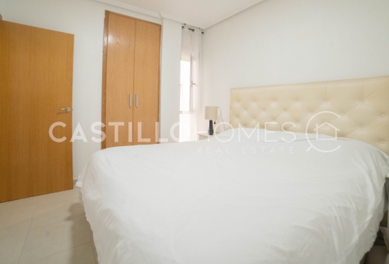 Wiederverkauf - Wohnung - Torrevieja - Centro