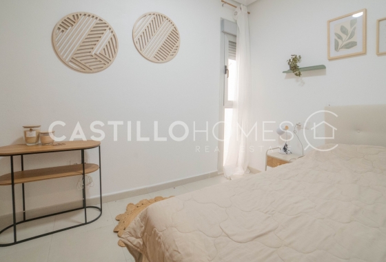 Wiederverkauf - Wohnung - Torrevieja - Centro