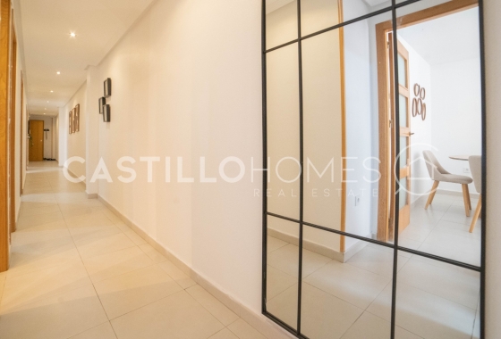 Wiederverkauf - Wohnung - Torrevieja - Centro