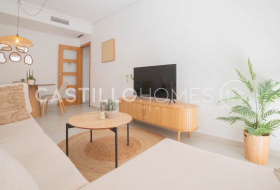 Wiederverkauf - Wohnung - Torrevieja - Centro