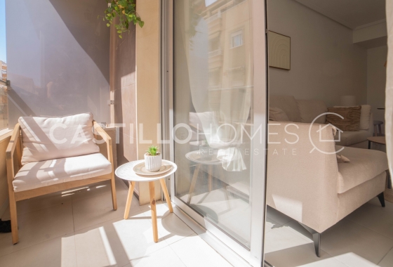 Wiederverkauf - Wohnung - Torrevieja - Centro