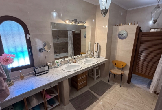 Resale - Villa - Orihuela - Inland