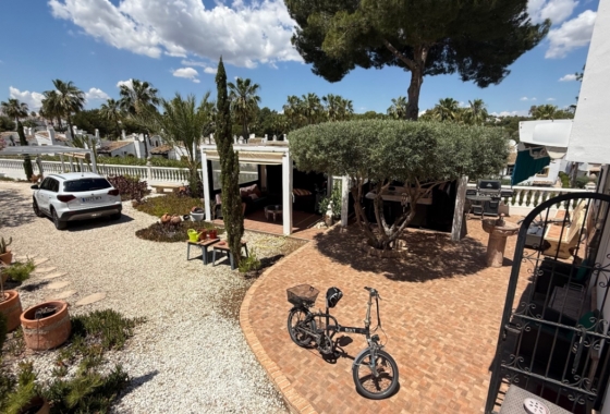 Resale - Villa - Orihuela - Inland