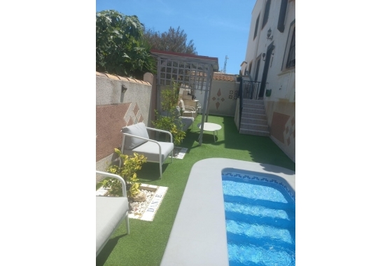 Resale - Townhouse - Orihuela Costa - Los Almendros-la Florida
