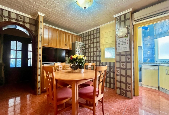 Resale - Apartment / flat - Torrevieja - Centro