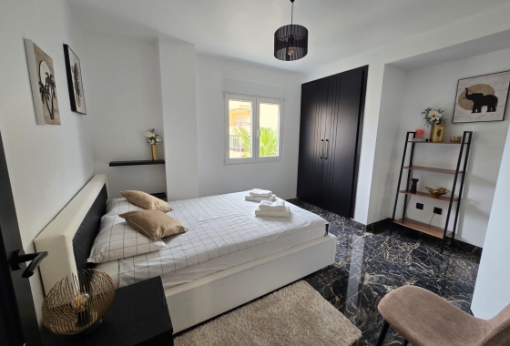 Wiederverkauf - Wohnung - Torrevieja - Los Frutales