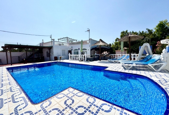 Resale - Villa - Dolores - Comunidad Valenciana