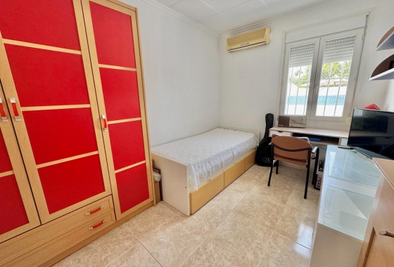 Resale - Villa - Dolores - Comunidad Valenciana
