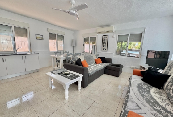 Resale - Villa - Dolores - Comunidad Valenciana