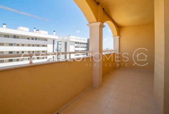 Resale - Apartment / flat - Torrevieja - La Mata