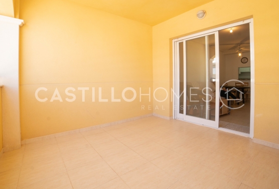 Resale - Apartment / flat - Torrevieja - La Mata