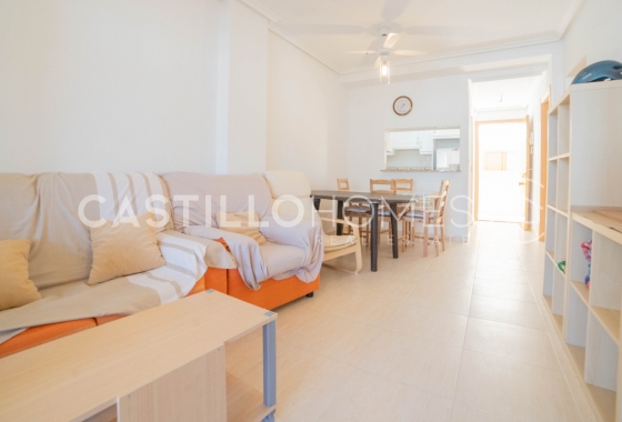 Resale - Apartment / flat - Torrevieja - La Mata