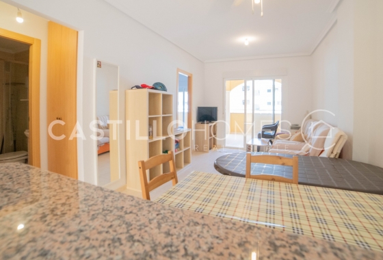 Resale - Apartment / flat - Torrevieja - La Mata
