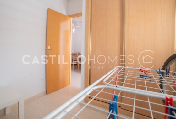 Resale - Apartment / flat - Torrevieja - La Mata