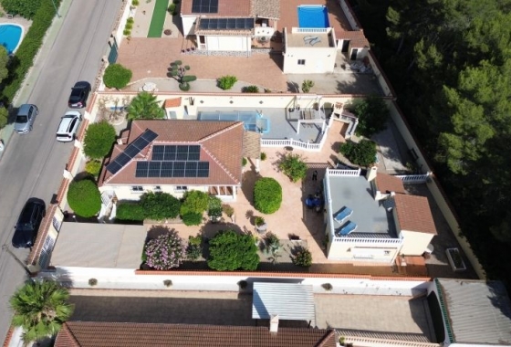 Resale - Villa - Pinar de Campoverde - Inland