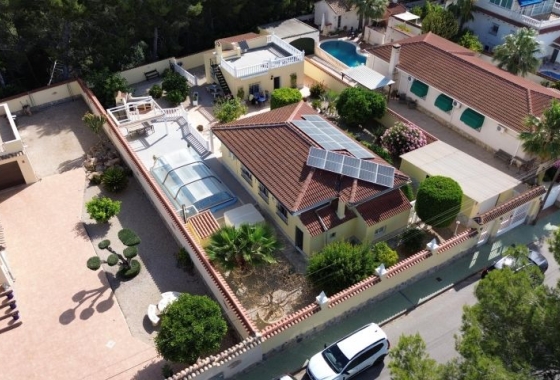 Resale - Villa - Pinar de Campoverde - Inland