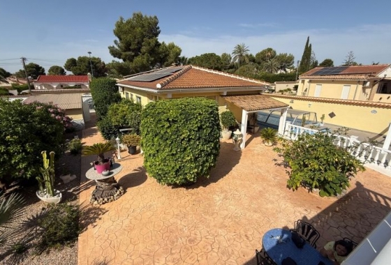 Resale - Villa - Pinar de Campoverde - Inland
