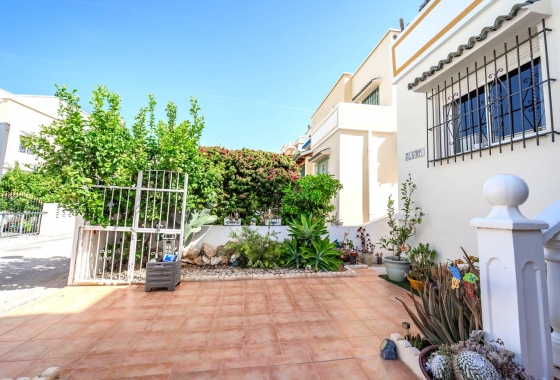 Resale - Townhouse - Torrevieja - Res Valle de los pinos
