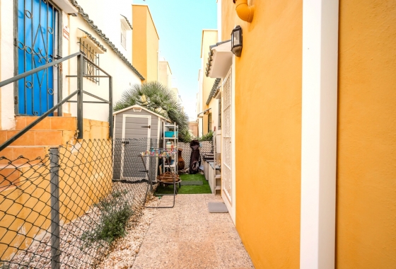 Resale - Townhouse - Torrevieja - Res Valle de los pinos