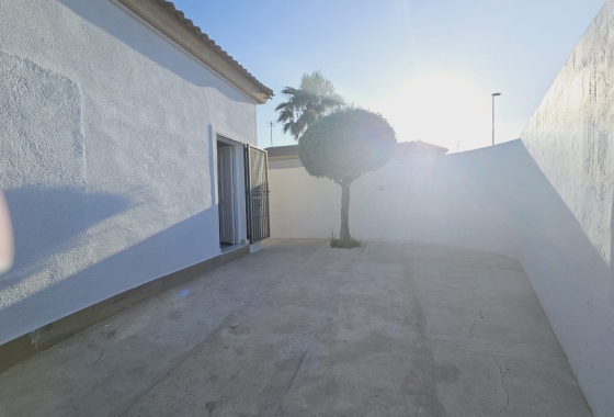 Herverkoop - Chalet - Torrevieja - Los Frutales