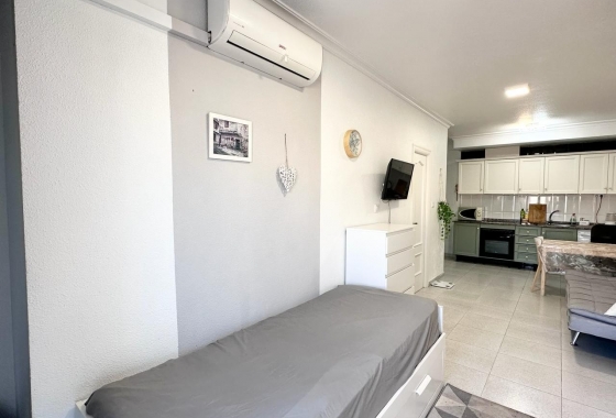 Herverkoop - Studio - Torrevieja - Centro