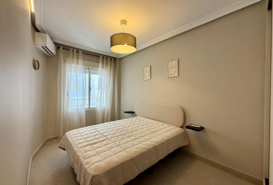 Resale - Apartment / flat - Torrevieja - Playa del Cura