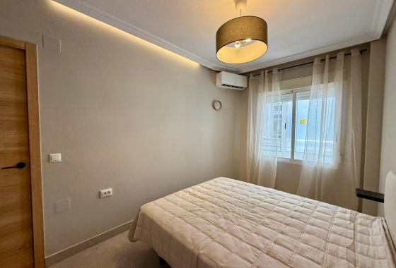 Resale - Apartment / flat - Torrevieja - Playa del Cura
