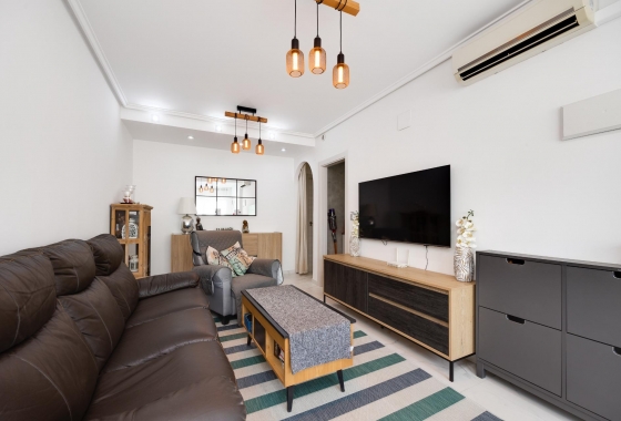 Resale - Townhouse - Torrevieja - aguas nuevas