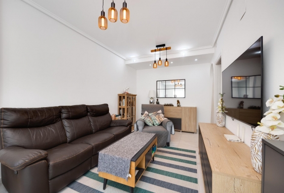 Resale - Townhouse - Torrevieja - aguas nuevas