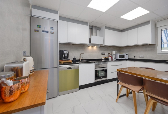 Resale - Townhouse - Torrevieja - aguas nuevas