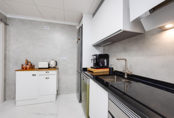 Resale - Townhouse - Torrevieja - aguas nuevas