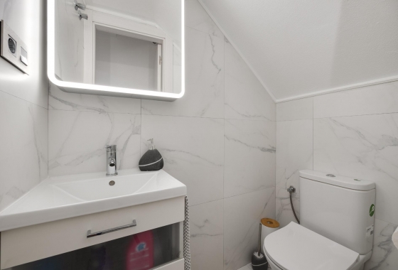 Resale - Townhouse - Torrevieja - aguas nuevas