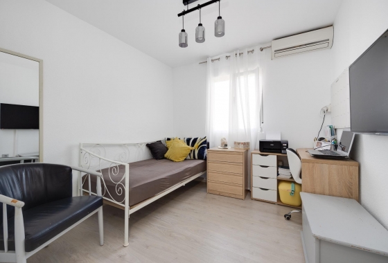 Resale - Townhouse - Torrevieja - aguas nuevas