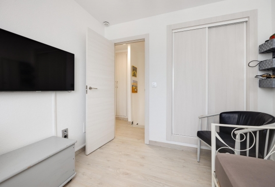 Resale - Townhouse - Torrevieja - aguas nuevas
