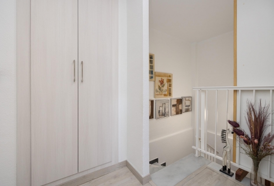 Resale - Townhouse - Torrevieja - aguas nuevas