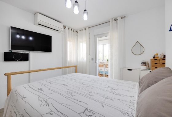 Resale - Townhouse - Torrevieja - aguas nuevas