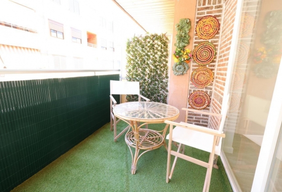 Återförsäljning - Lägenhet / lägenhet - Torrevieja - Costa Blanca