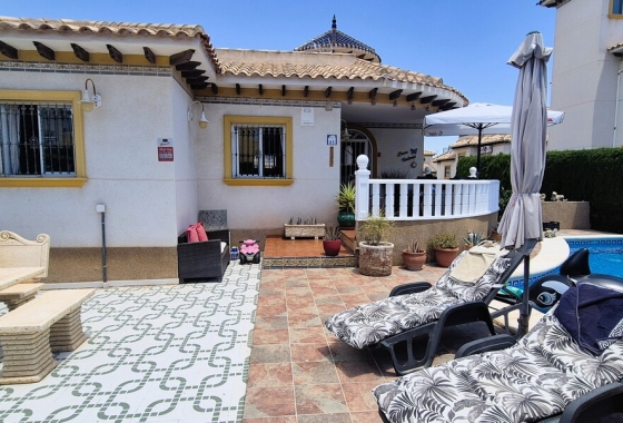 Herverkoop - Villa - Orihuela Costa - Costa Blanca