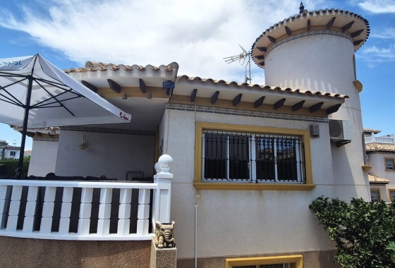 Herverkoop - Villa - Orihuela Costa - Costa Blanca