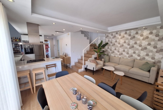 Reventa - Villa - Torrevieja - Los Frutales