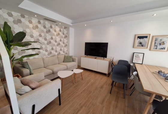 Reventa - Villa - Torrevieja - Los Frutales