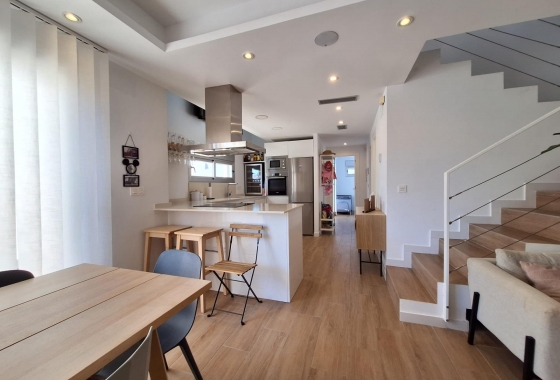 Reventa - Villa - Torrevieja - Los Frutales