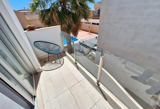 Reventa - Villa - Torrevieja - Los Frutales