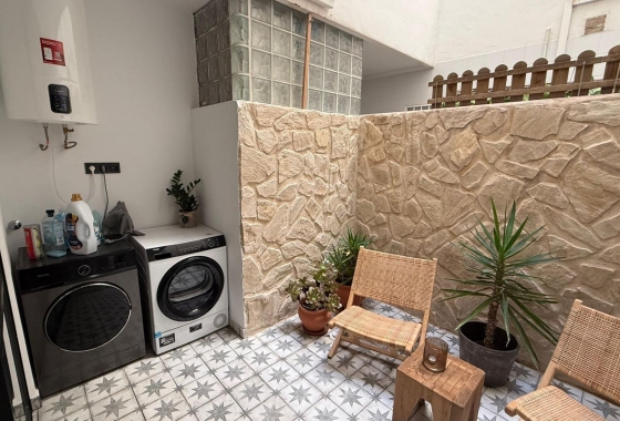 Reventa - Apartamento / piso - Torrevieja - Estacion De Autobuses