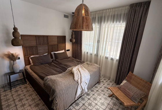 Reventa - Apartamento / piso - Torrevieja - Estacion De Autobuses