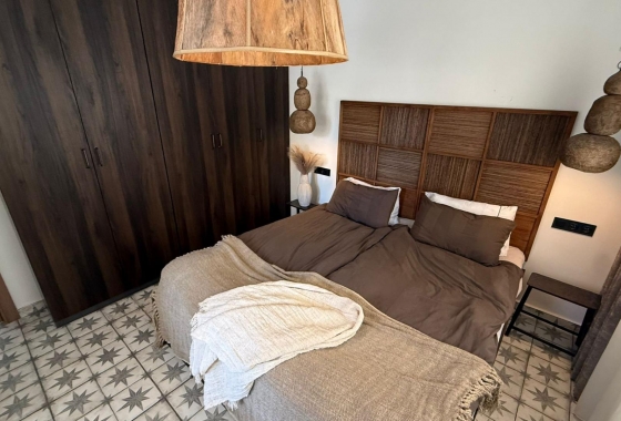 Reventa - Apartamento / piso - Torrevieja - Estacion De Autobuses