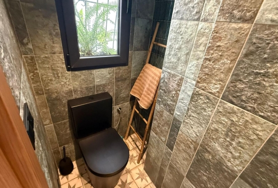 Reventa - Apartamento / piso - Torrevieja - Estacion De Autobuses