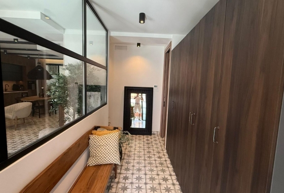 Reventa - Apartamento / piso - Torrevieja - Estacion De Autobuses