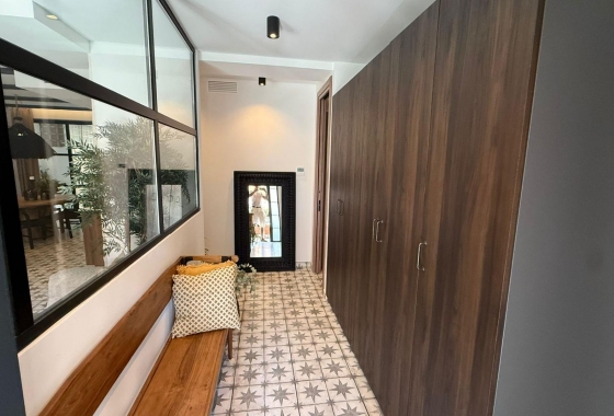 Reventa - Apartamento / piso - Torrevieja - Estacion De Autobuses