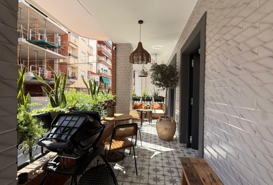 Reventa - Apartamento / piso - Torrevieja - Estacion De Autobuses